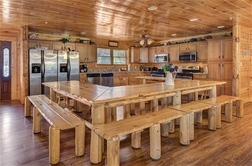 Foto 12 - Family Ties Lodge by Jackson Mountain Rentals