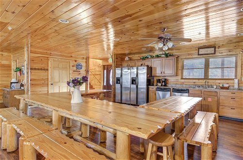 Foto 11 - Family Ties Lodge by Jackson Mountain Rentals