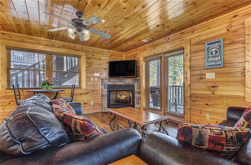 Photo 13 - Family Ties Lodge by Jackson Mountain Rentals