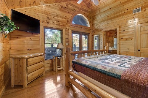 Foto 4 - Family Ties Lodge by Jackson Mountain Rentals