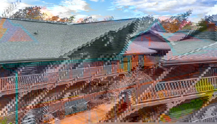 Photo 1 - Family Ties Lodge by Jackson Mountain Rentals
