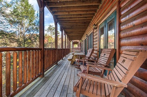 Photo 31 - Family Ties Lodge by Jackson Mountain Rentals