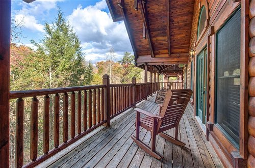 Photo 33 - Family Ties Lodge by Jackson Mountain Rentals