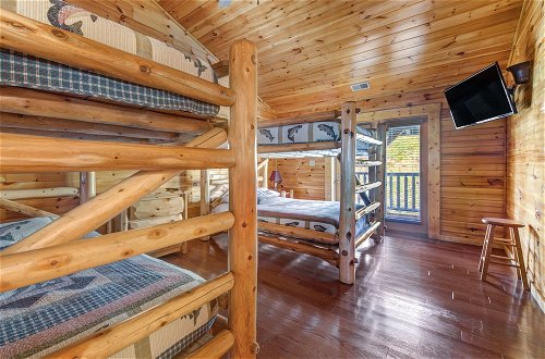 Foto 7 - Family Ties Lodge by Jackson Mountain Rentals