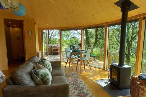 Photo 26 - Luxury and Peaceful 1-bed Roundhouse With Hot Tub