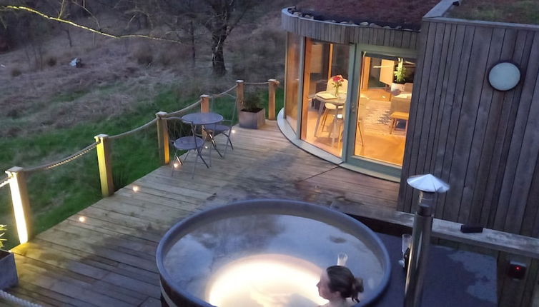 Photo 1 - Luxury and Peaceful 1-bed Roundhouse With Hot Tub