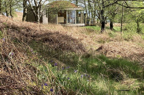 Photo 17 - Luxury and Peaceful 1-bed Roundhouse With Hot Tub