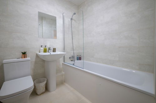 Foto 9 - London Heathrow Serviced Apartments