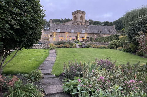 Photo 61 - Stunning Cotswold Cottage in Snowshill Broughwood