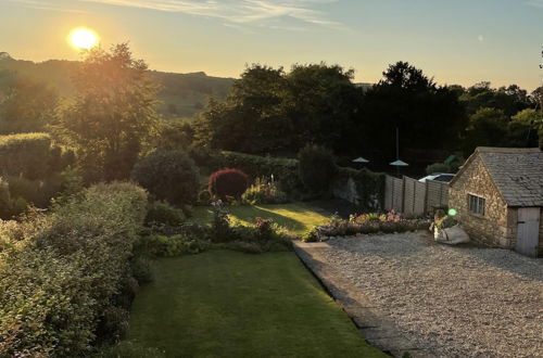 Photo 63 - Stunning Cotswold Cottage in Snowshill Broughwood