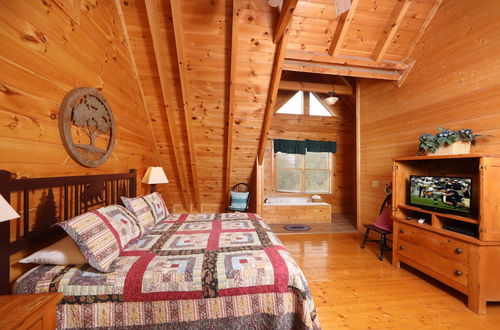 Photo 2 - Echoes of Eden - Four Bedroom Cabin