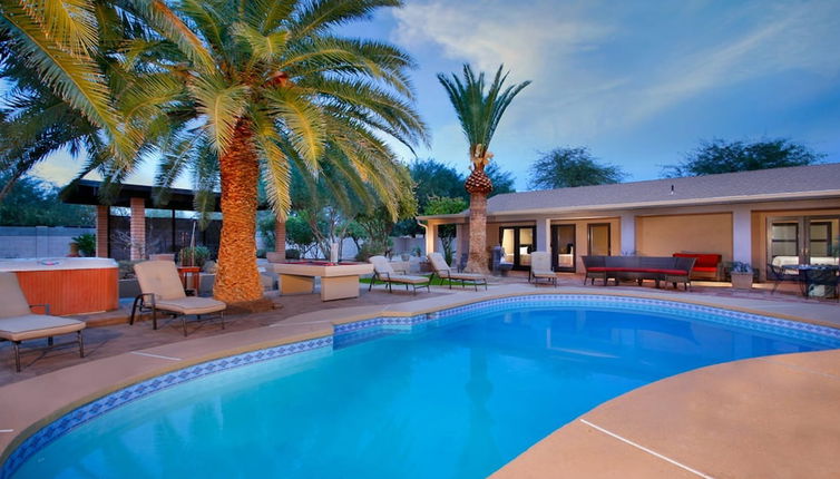 Foto 1 - AZ Oasis! Heated Pool & Spa - Sport Court & Putting Greens Pool Table & Games