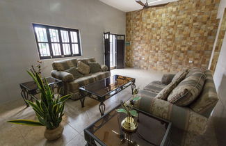 Photo 2 - Merida Serviced Apartments