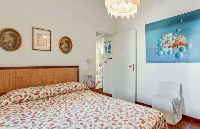 Belvilla by OYO Charming Villa With Roof Terrace - Foto 3