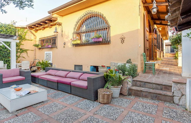 Belvilla by OYO Charming Villa With Roof Terrace - Foto 31