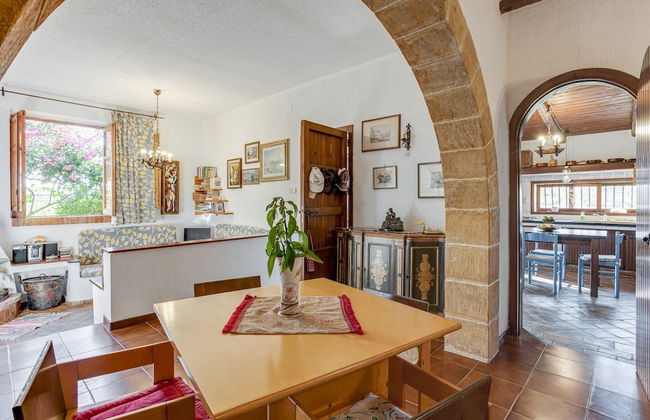 Belvilla by OYO Charming Villa With Roof Terrace - Foto 15