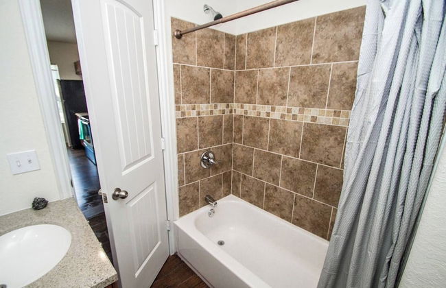 Cozy Remodeled 2br/2ba Near Downtown Sleeps 8 - Foto 19