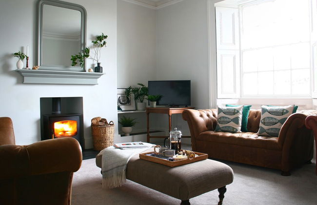 Beautiful 6-bed - Sleeps 12 - Stunning Views - Foto 14