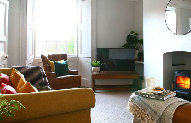 Beautiful 6-bed - Sleeps 12 - Stunning Views - Foto 23