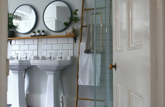 Beautiful 6-bed - Sleeps 12 - Stunning Views - Foto 18