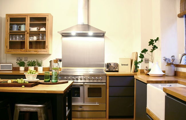 Beautiful 6-bed - Sleeps 12 - Stunning Views - Foto 13