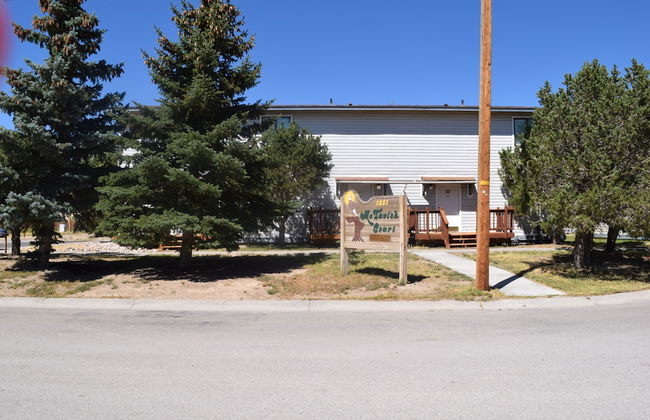 Mactavish Court Townhomes - Foto 22