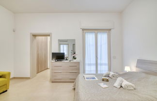 Photo 2 - Suite 1 Ondina Viareggio 200m From sea