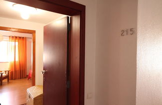 Photo 2 - Sunny and Cozy Apartment by Lago Azul