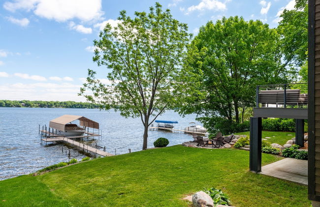 Lakefront Luxury - Foto 37