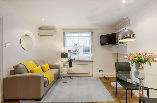 Photo 11 - Marylebone - Gloucester Place apartments by Viridian Apartments