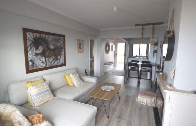 Sunny Ocean View Apartment With Swimming Pool - Foto 5