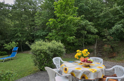 Photo 19 - Holiday Home in Magione With Garden