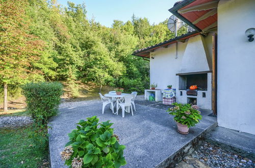 Photo 15 - Holiday Home in Magione With Garden