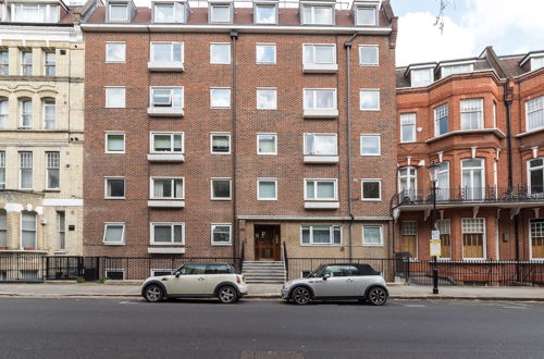 Photo 18 - A Place Like Home - Comfortable South Kensington Apartment