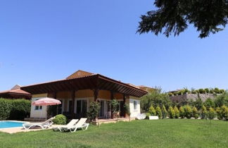 Foto 1 - Villa TR08 by JoyLettings