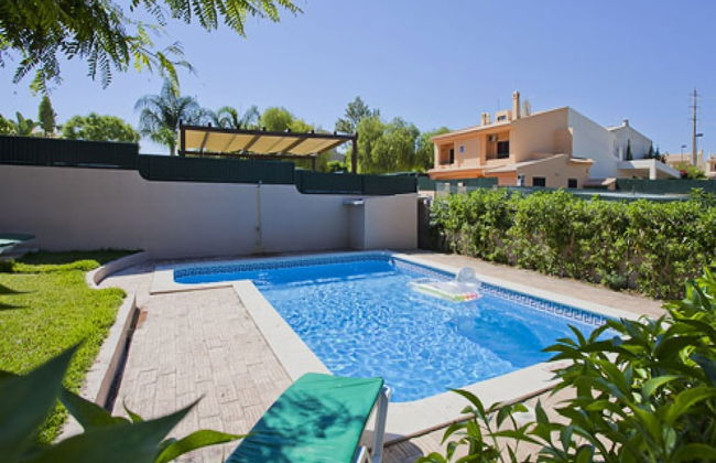 Villa Andre 3 Bedroom Villa With Pool - Walking Distance to Albufeira - Foto 6