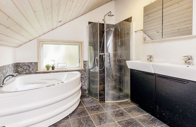 6 Person Holiday Home in Jerup - Photo 11