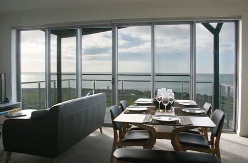 Photo 8 - Penneshaw Oceanview Apartments