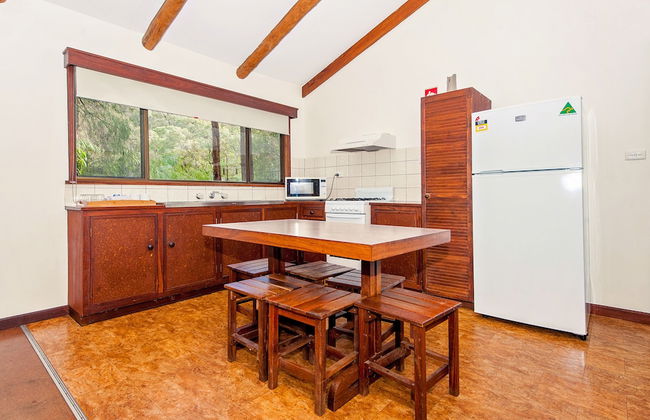 Evedon Park Bush Retreat - Photo 9