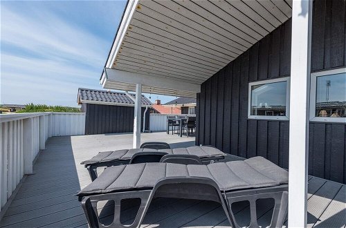 Photo 23 - 8 Person Holiday Home in Hvide Sande