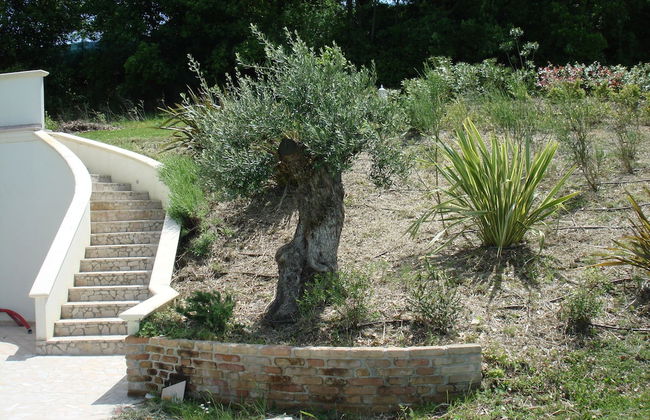 Panoramic Villa Italy Just few Minutes Drive From the Beach - Photo 22