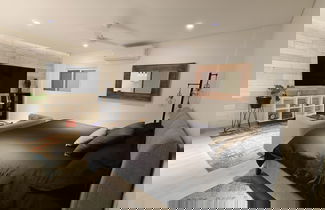 Photo 10 - 1st Luxury Warehouse