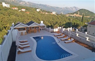 Photo 1 - Luxury Villa with swimming pool Panorama