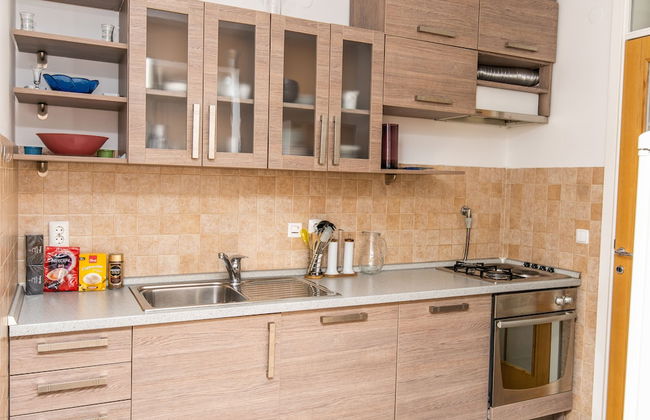 Modern 2bdr Apartment in the Center- Free Parking - Foto 9
