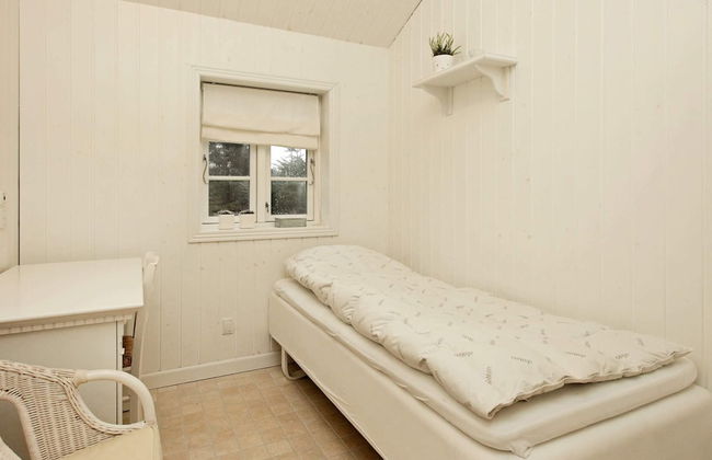 4 Person Holiday Home in Esbjerg V - Photo 6