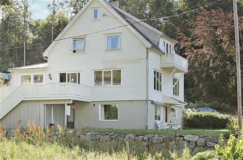 Foto 1 - 4 Person Holiday Home in Fister