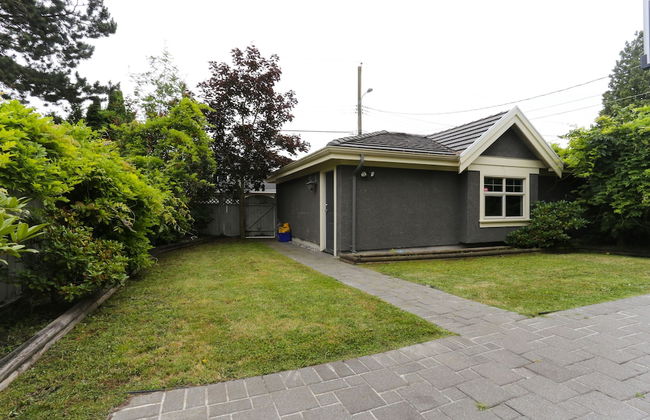 Grand 4 Bedroom Vacation House near Vancouver Downtown - Foto 33