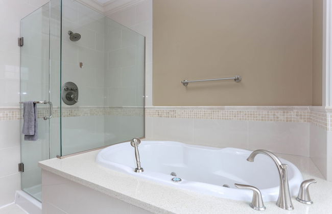 Grand 4 Bedroom Vacation House near Vancouver Downtown - Foto 27