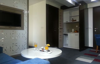 Foto 2 - Serviced Apartment- Free Parking - Breakfast bar