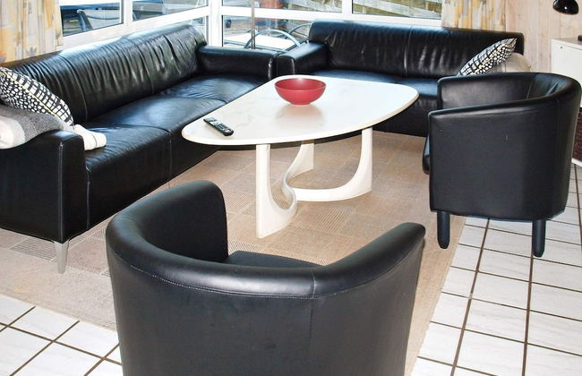 12 Person Holiday Home in Glesborg - Photo 17